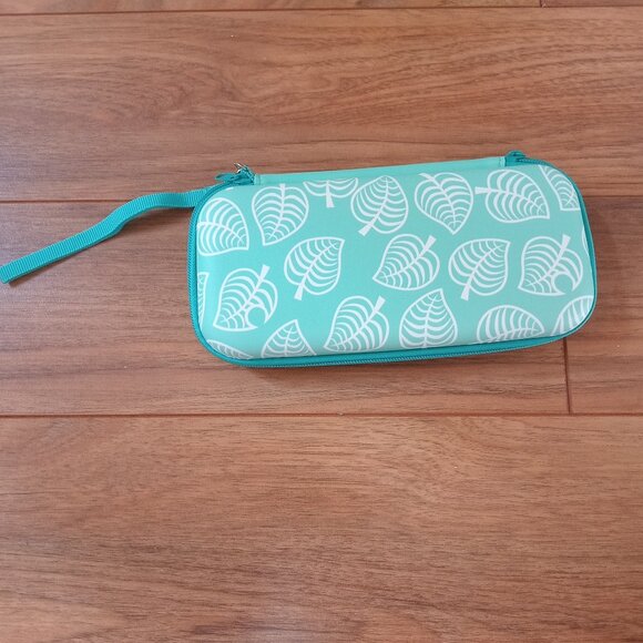 Animal Crossing Nintendo Switch Lite Case - Picture 1 of 3